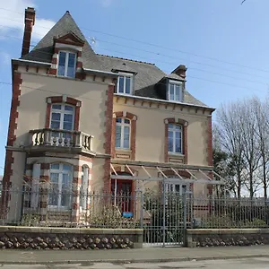 Ker Alinec 2*, Paimpol France
